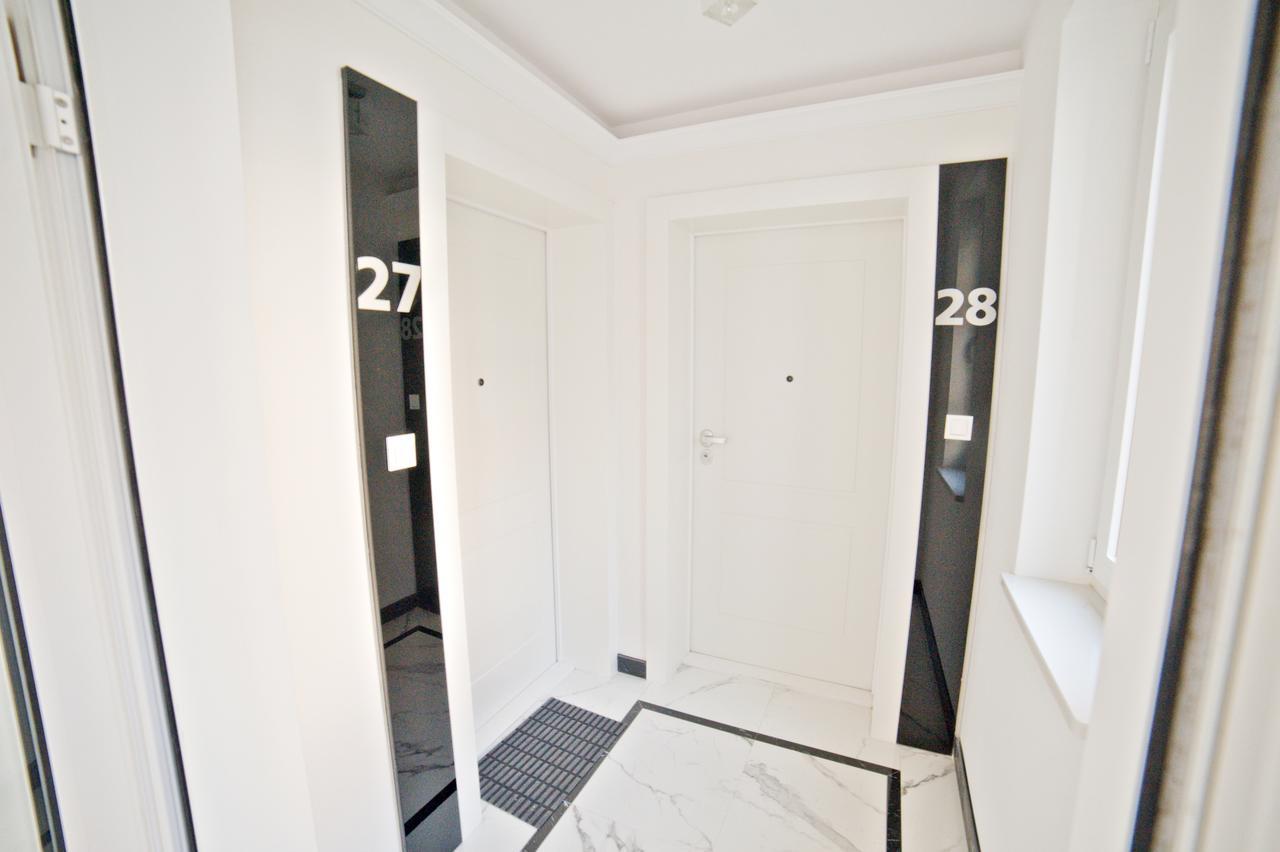 Grand Apartments Tartaczna Deluxe Gdansk Exterior photo
